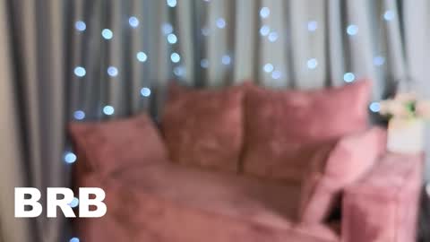 roxy_riot_ online show from 01-30-25, 04:48