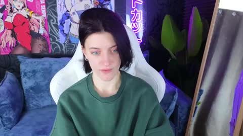 roxy_riot_ online show from 02-20-25, 04:28