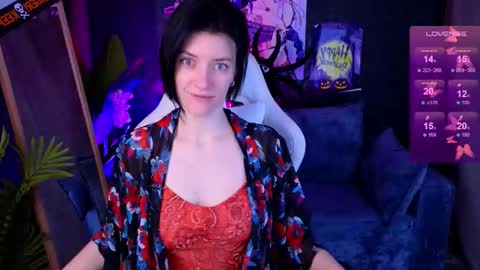 roxy_riot_ online show from 10-30-25, 01:51