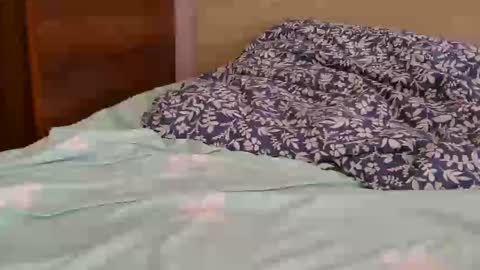Snapshot of roxy_secrets chatting on 01-28-25, 12:43 roxy secrets online show from 01-28-25, 12:43