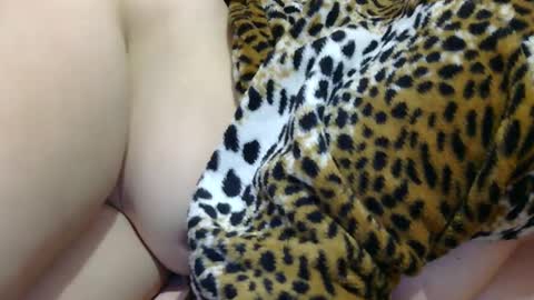 Snapshot of roxy_secrets chatting on 02-04-25, 11:27 roxy secrets online show from 02-04-25, 11:27