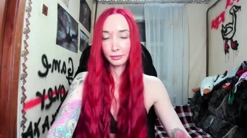 Snapshot of roxy_silver chatting on 04-04-26, 08:50 Roxy online show from 04-04-26, 08:50