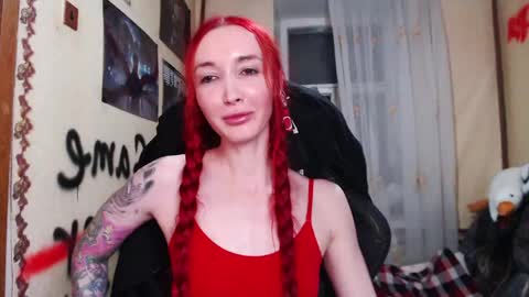 Snapshot of roxy_silver chatting on 04-16-26, 09:26 Roxy online show from 04-16-26, 09:26