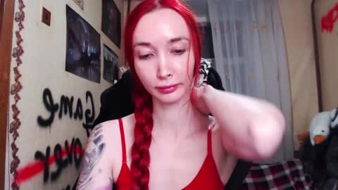 Snapshot of roxy_silver chatting on 04-23-26, 08:44 Roxy online show from 04-23-26, 08:44