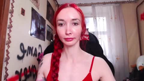 Snapshot of roxy_silver chatting on 04-26-26, 04:43 Roxy online show from 04-26-26, 04:43