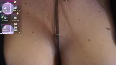 Roxy  online show from 11-11-25, 09:09