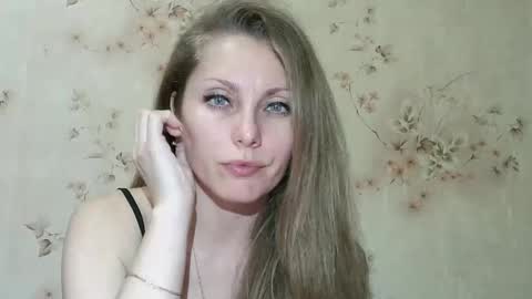 roxyfox18x01 online show from 04-02-26, 07:22