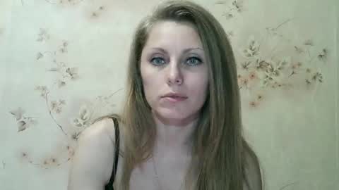 roxyfox18x01 online show from 04-30-26, 08:15
