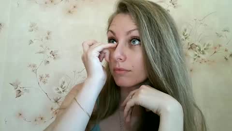 roxyfox18x01 online show from 06-06-26, 02:11