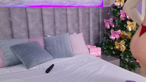 Snapshot of roxylester chatting on 01-12-25, 08:04 Roxy online show from 01-12-25, 08:04