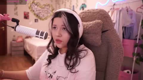 roxysuh online show from 03-19-26, 07:23