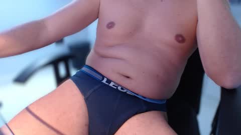 roy77xxx online show from 02-17-26, 02:57