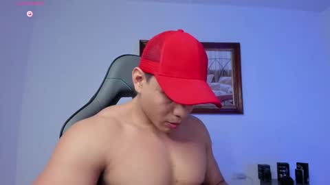 Snapshot of roy__constance chatting on 03-04-26, 03:56 Roy Constance online show from 03-04-26, 03:56