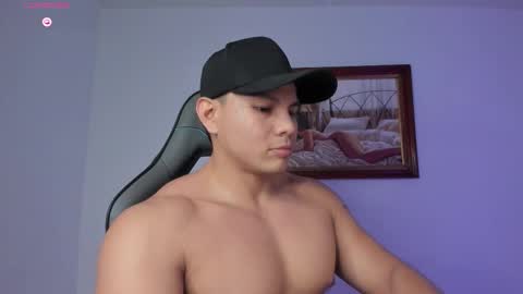 Snapshot of roy__constance chatting on 03-17-26, 03:44 Roy Constance online show from 03-17-26, 03:44