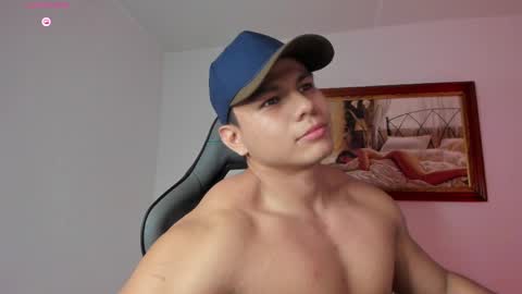 Snapshot of roy__constance chatting on 04-04-26, 04:00 Roy Constance online show from 04-04-26, 04:00
