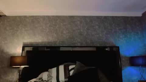 Snapshot of royal_exotic_couple chatting on 02-21-26, 07:20 royal_exotic_couple online show from 02-21-26, 07:20