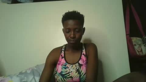 Snapshot of royal_kendrah chatting on 09-16-25, 07:37 royal_kendrah online show from 09-16-25, 07:37