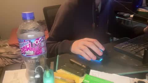 Snapshot of royalty13m chatting on 10-21-25, 09:26 Royalty13m online show from 10-21-25, 09:26