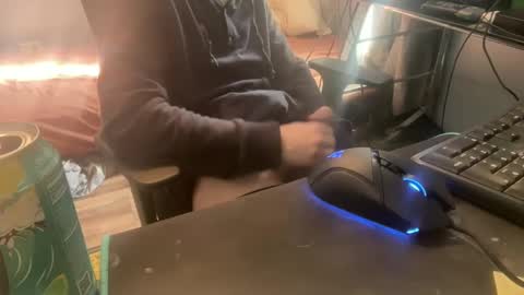 Snapshot of royalty13m chatting on 10-26-25, 06:58 Royalty13m online show from 10-26-25, 06:58