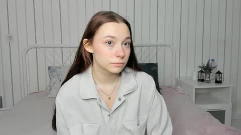 Alice online show from 03-08-26, 08:23