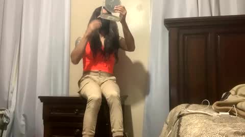 Snapshot of rrod2147 chatting on 10-23-25, 01:27 rrod2147 online show from 10-23-25, 01:27