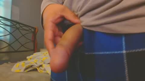 Snapshot of rsanchy32 chatting on 10-15-25, 01:22 rsanchy32 online show from 10-15-25, 01:22