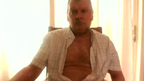 Snapshot of rsl1963 chatting on 06-30-26, 05:58 rsl1963 online show from 06-30-26, 05:58