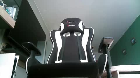 Snapshot of rubberpiece chatting on 03-06-26, 09:28 cum with me online show from 03-06-26, 09:28