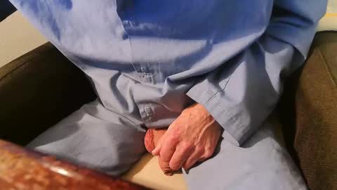 rubbertapper online show from 02-21-25, 12:16