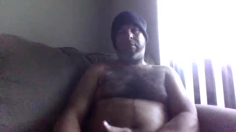 Snapshot of rubbingoneout714 chatting on 12-11-24, 11:00 rubbingoneout714 online show from 12-11-24, 11:00