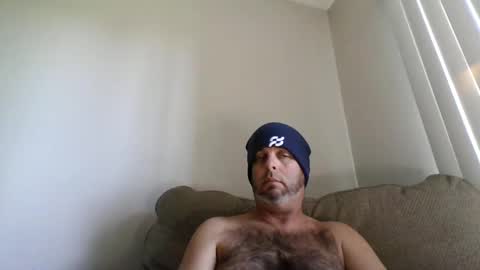 Snapshot of rubbingoneout714 chatting on 01-01-25, 04:29 rubbingoneout714 online show from 01-01-25, 04:29