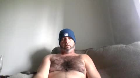 Snapshot of rubbingoneout714 chatting on 01-05-25, 09:03 rubbingoneout714 online show from 01-05-25, 09:03