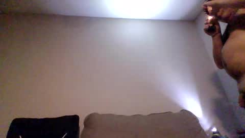 rubbingoneout714 online show from 12-01-25, 11:10