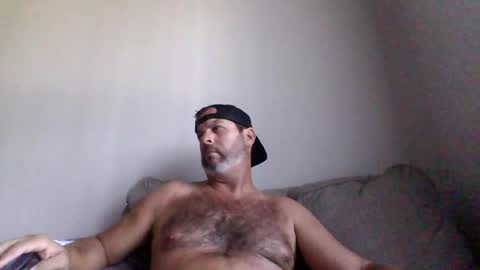 Snapshot of rubbingoneout714 chatting on 08-02-26, 10:41 rubbingoneout714 online show from 08-02-26, 10:41