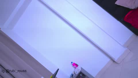 rubi rouss  instagran and X or tw  FAV VIBES11  9 33  101 moan and explode my balls online show from 05-03-26, 04:07