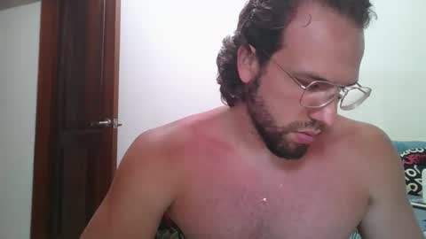 Snapshot of rubio121 chatting on 10-01-25, 04:24 rubio121 online show from 10-01-25, 04:24