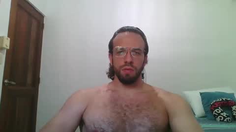 Snapshot of rubio121 chatting on 11-17-25, 02:01 rubio121 online show from 11-17-25, 02:01