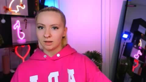 ruby frost online show from 01-08-26, 07:27