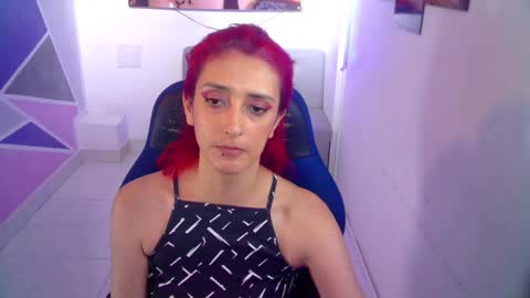 ruby_your_milf online show from 01-14-25, 11:48