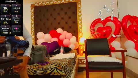 Snapshot of rubybonnet_ chatting on 02-11-25, 11:10 Ruby bonnet online show from 02-11-25, 11:10