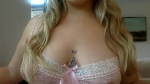 rubyhill99 online show from 06-25-26, 11:09