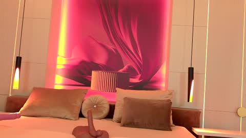 Ruby Luxe online show from 10-12-25, 05:06