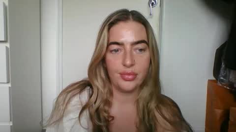 rubyredxxxoxxx online show from 02-19-26, 02:46