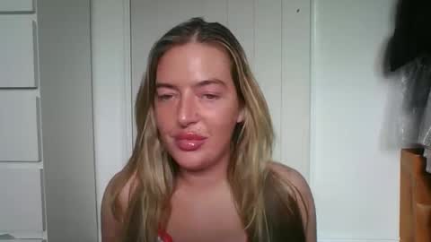 rubyredxxxoxxx online show from 05-16-26, 07:38