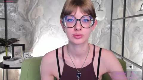 Snapshot of rubytwinkle chatting on 02-20-26, 08:53 Ruby online show from 02-20-26, 08:53