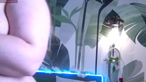 Snapshot of rubyvalen chatting on 01-13-25, 01:02 Ruby online show from 01-13-25, 01:02