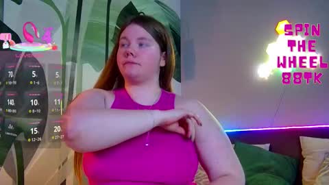 Snapshot of rubyvalen chatting on 10-13-25, 12:54 Ruby online show from 10-13-25, 12:54