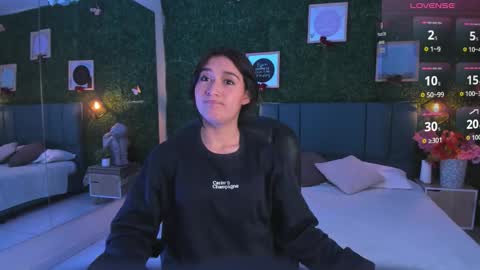 Snapshot of rubyvixxen_ chatting on 10-21-25, 03:51 Ruby online show from 10-21-25, 03:51