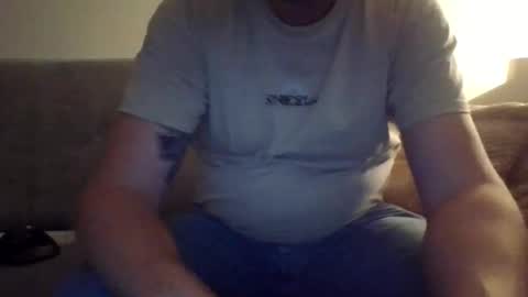 runner_1978 online show from 11-03-25, 04:47