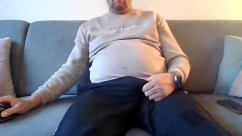 runner_1978 online show from 12-01-25, 08:30